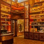 Hotel Wine & Books Lizbona