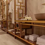 Wine & Books Ξενοδοχείο 5*