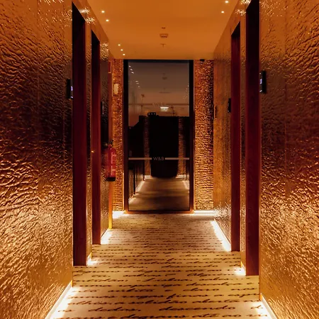 Hotell Wine & Books 5*