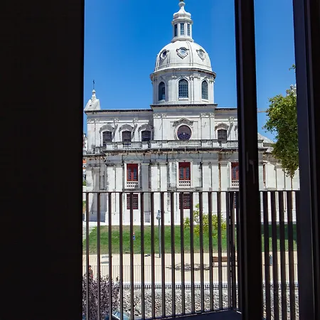 酒店 Wine & Books 5*