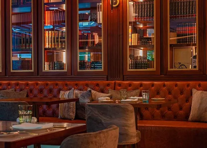 Wine & Books ホテル リスボン